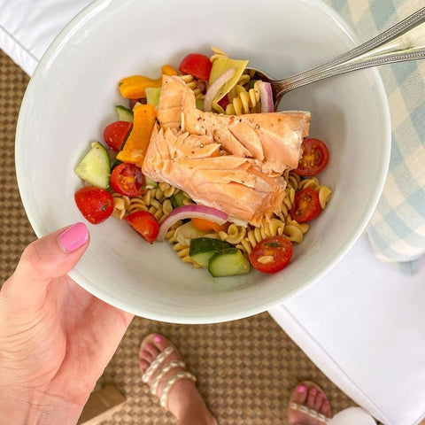 baked salmon with cucumber and cherry tomatoes